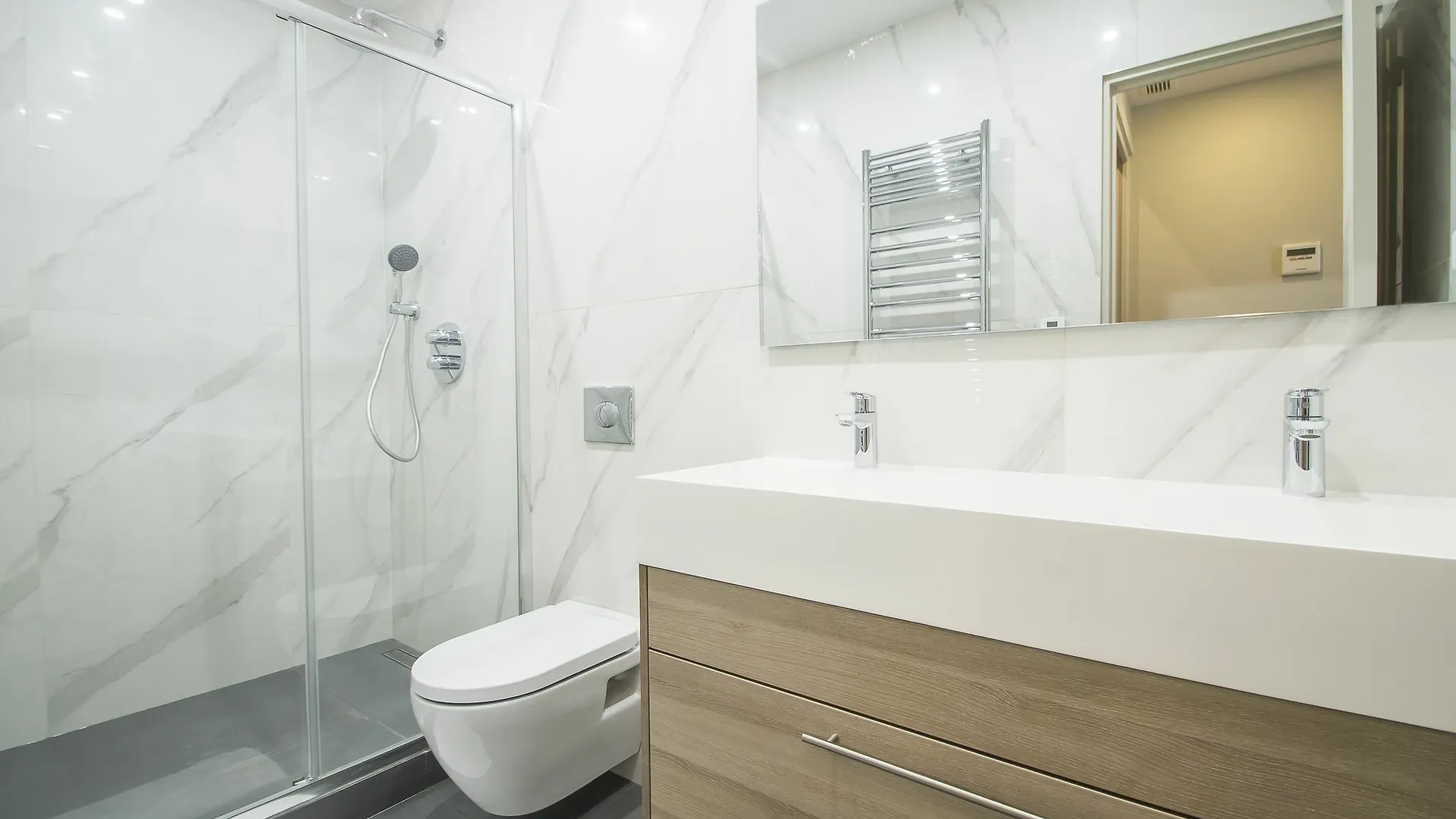 Luxury In - Republique Apartment *
