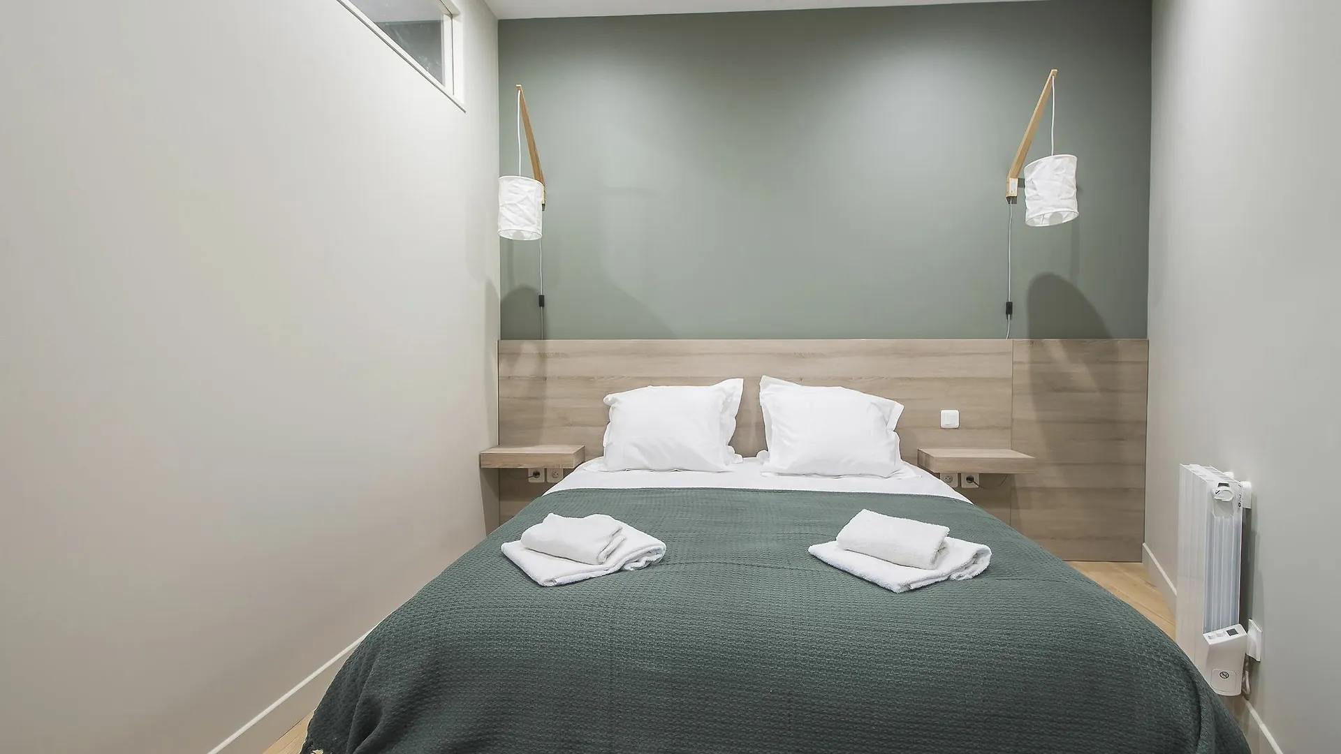 Luxury In - Republique *