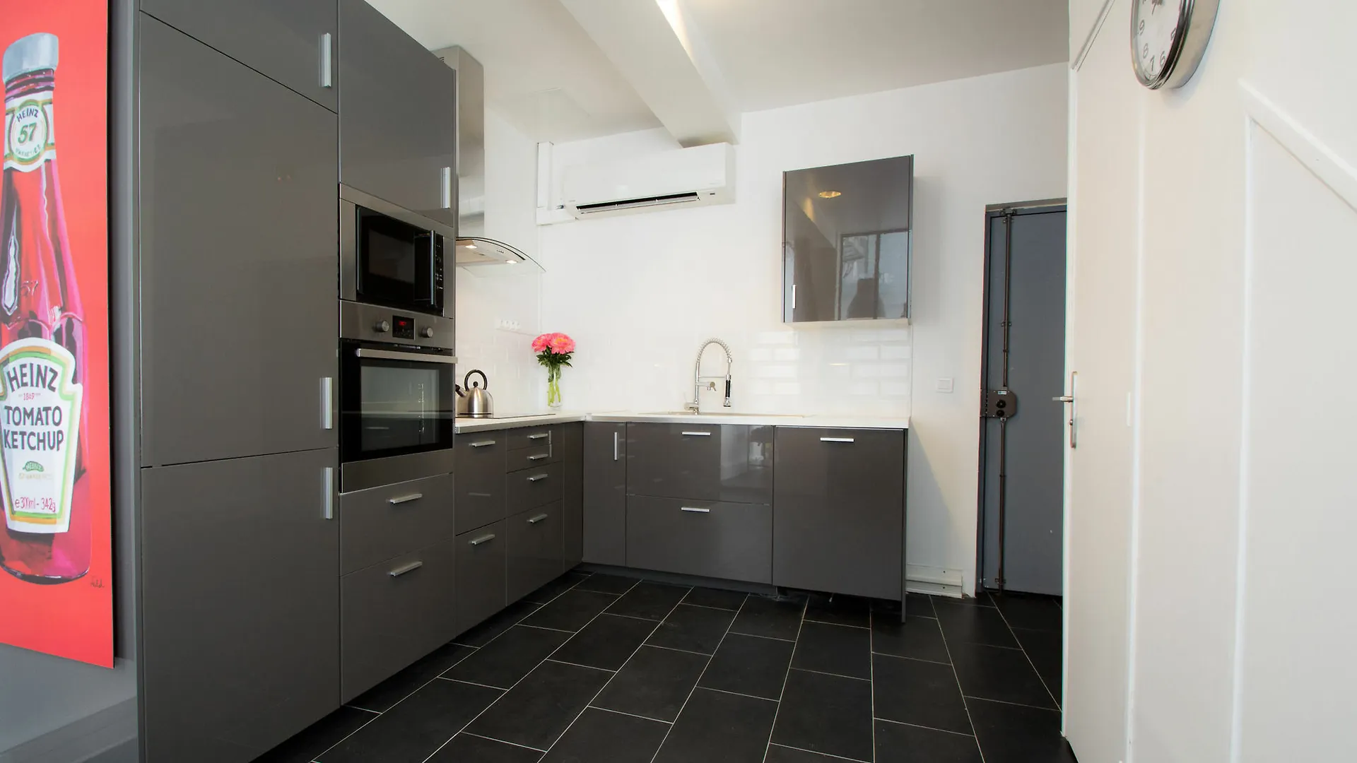 Luxury In - Republique Apartment *